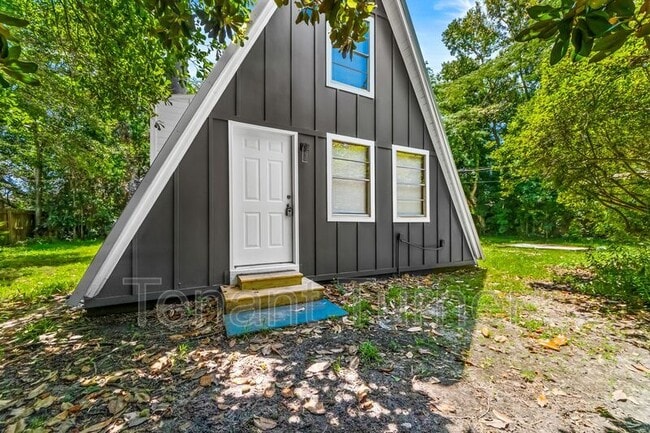 property at 2700 N 11th St