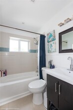 5901 NE 4th Ave in Fort Lauderdale, FL - Building Photo - Building Photo