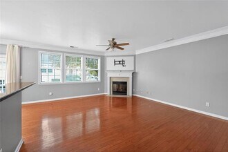 605 Lofty Ln, Unit 7A in Atlanta, GA - Building Photo - Building Photo