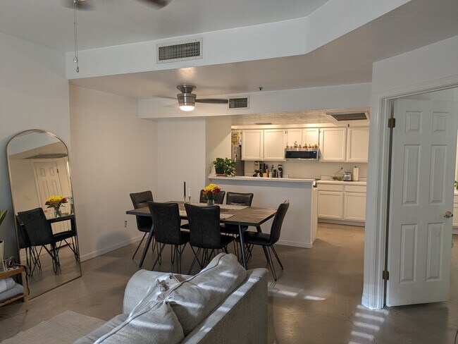 100 E Fillmore St in Phoenix, AZ - Building Photo - Building Photo