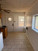 2315 32nd St in Lubbock, TX - Building Photo - Building Photo