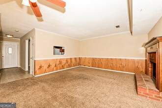 700 Redland Dr in Jonesboro, GA - Building Photo - Building Photo