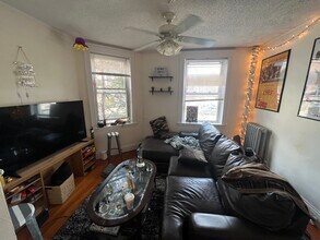 520 Cambridge St, Unit 3 in Cambridge, MA - Building Photo - Building Photo