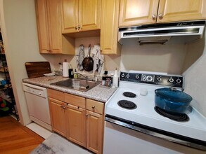 125 Fulton St, Unit 2 in Boston, MA - Building Photo - Building Photo