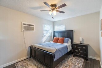 750 E N 14th St in Abilene, TX - Building Photo - Building Photo