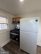 517 Bentley Ave in Beverly, NJ - Foto de edificio - Building Photo