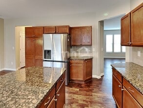 804 Commerce Trl in Canton, GA - Building Photo - Building Photo