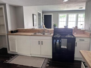 4804 Ball Camp Pike in Knoxville, TN - Building Photo - Building Photo