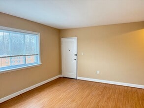 8805 Plymouth St in Silver Spring, MD - Building Photo - Building Photo