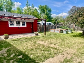 325 S 13th St in Livingston, MT - Building Photo - Building Photo