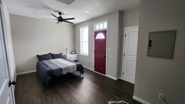 property at 3512 Holmes Ave