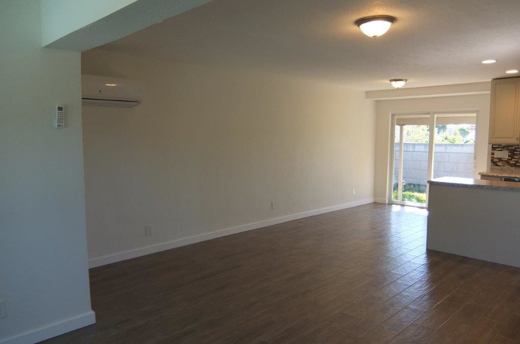 300 SW 23rd St in Fort Lauderdale, FL - Foto de edificio