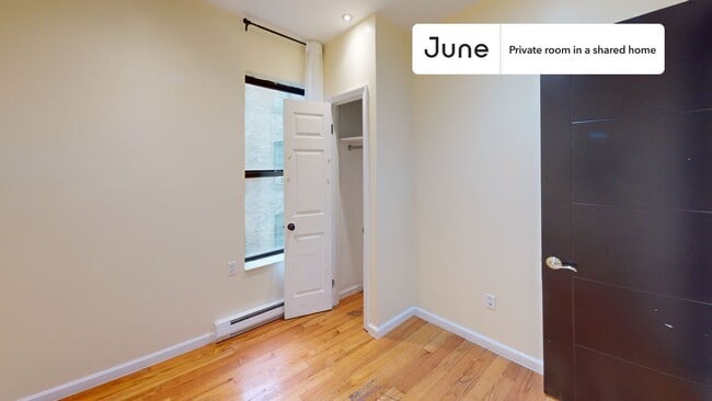 Room in Shared 6 bed/3 bath home in New York, NY - Building Photo - Building Photo