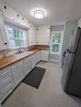 1544 Southeast Tolman Street in Portland, OR - Building Photo - Building Photo