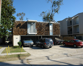 1017 Carrollton Ave in Metairie, LA - Building Photo - Building Photo