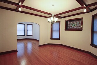 4118 N Ashland Ave-Unit -2 in Chicago, IL - Building Photo - Building Photo
