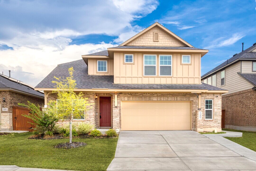 12807 Dewberry Crk in San Antonio, TX - Building Photo