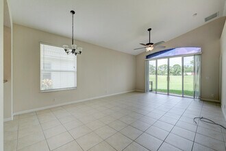 688 Stanford Ln in Port St. Lucie, FL - Building Photo - Building Photo