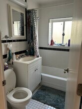 56 Euston Rd, Unit 9 in Boston, MA - Building Photo - Building Photo