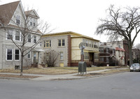 2507 Emerson Ave S in Minneapolis, MN - Building Photo - Building Photo