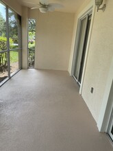 4264 Central Sarasota Pky, Unit 114 in Sarasota, FL - Foto de edificio - Building Photo