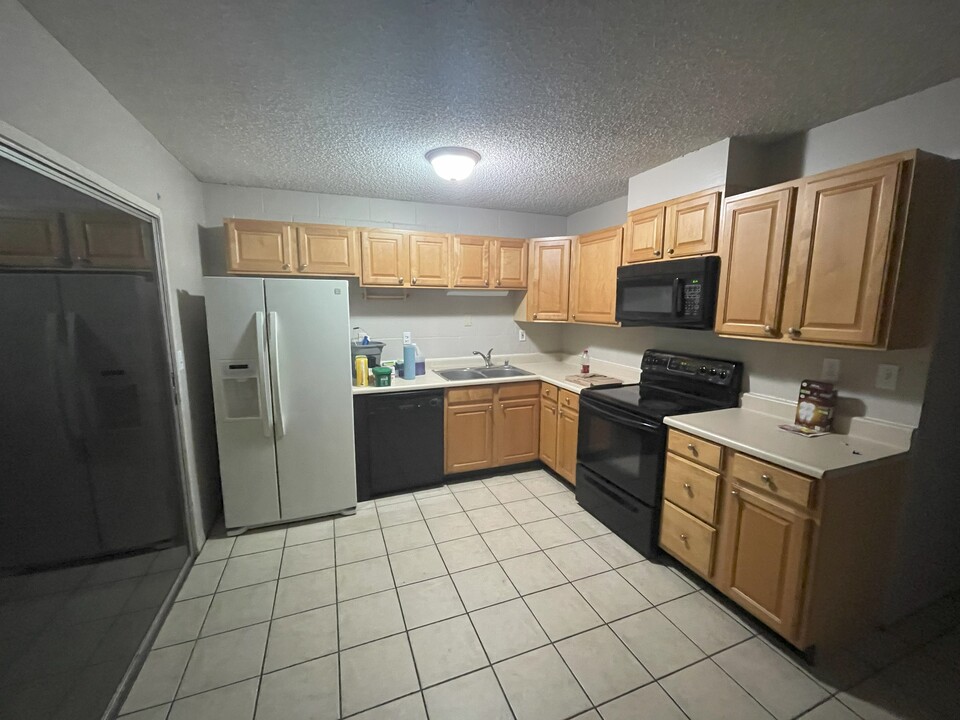 98-268 Ualo St, Unit N2 in Aiea, HI - Building Photo