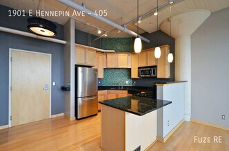1901 E Hennepin Ave in Minneapolis, MN - Building Photo - Building Photo