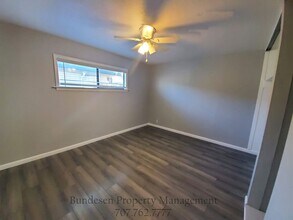 332 Coronado Dr in Petaluma, CA - Building Photo - Building Photo
