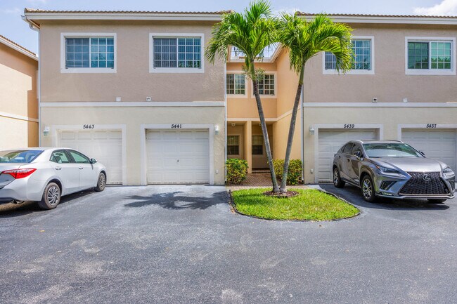 5441 Via Delray Blvd in Delray Beach, FL - Building Photo - Building Photo