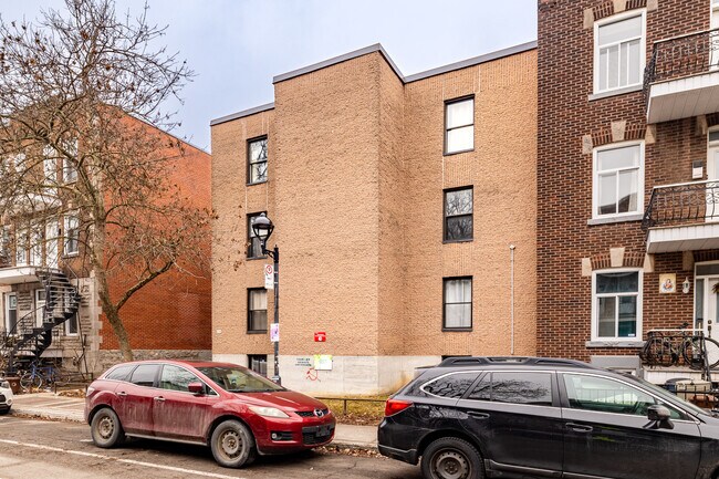 4284 Des Érables Av