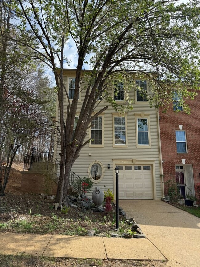 17301 Pacific Rim Terrace in Dumfries, VA - Building Photo - Building Photo