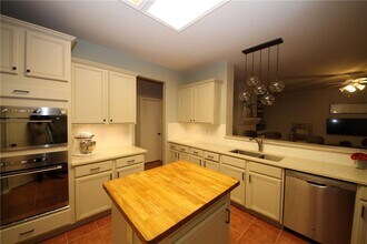 12517 Sir Christophers Cove in Austin, TX - Building Photo - Building Photo