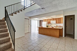 Avanti Townhomes in Midland, TX - Foto de edificio - Building Photo