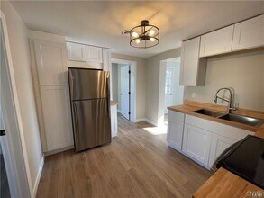 4900 Bear Rd in Liverpool, NY - Building Photo - Building Photo