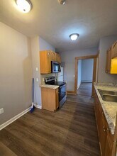 39 Blossom St in Leominster, MA - Building Photo - Building Photo