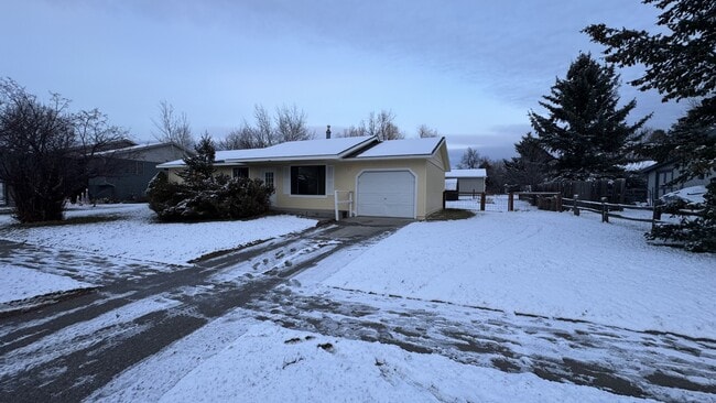 property at 110 N Yellowstone Ave