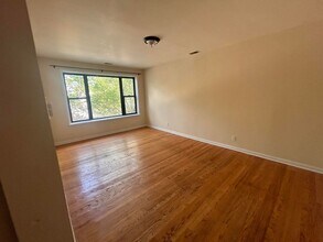 4811 W Warwick Ave in Chicago, IL - Building Photo - Building Photo