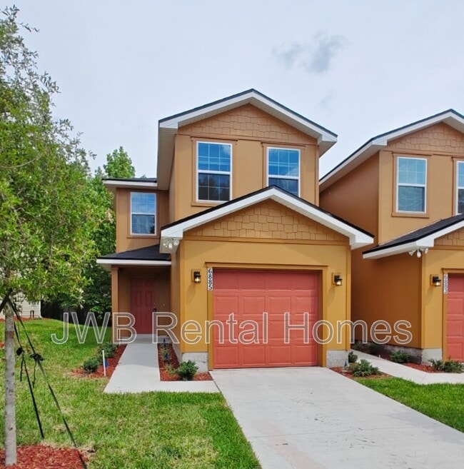 property at 6885 Lake Mist Ln