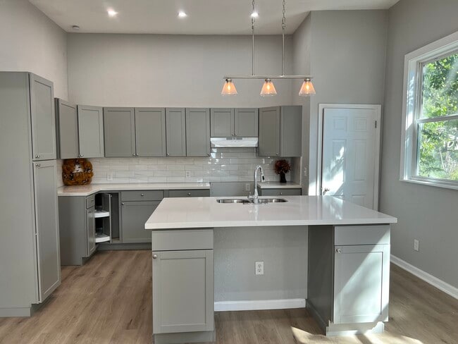 property at 423 Arthur St