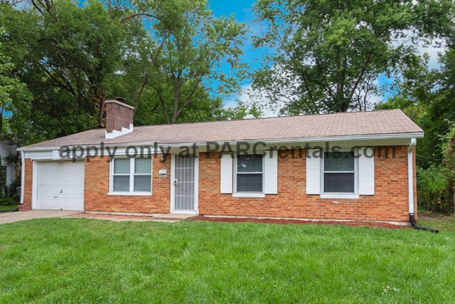 property at 6218 E Hampton Dr