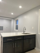 212 Zabriskie St, Unit 1R in Jersey City, NJ - Building Photo - Building Photo