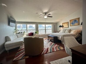 2305 Worthington St in Dallas, TX - Building Photo - Building Photo
