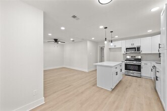 1107 Progreso Dr in Houston, TX - Building Photo - Building Photo