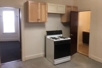 96 Hancock St, Unit Apt 2 in Boston, MA - Foto de edificio - Building Photo