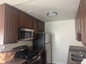 986 5th Ave in Chula Vista, CA - Building Photo - Building Photo