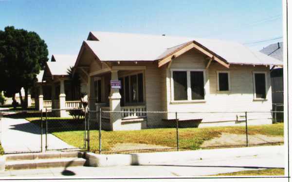 2420-2422 1/2 Eastlake Av in Los Angeles, CA - Building Photo