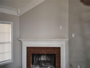 85 Hollow Ct in Covington, GA - Foto de edificio - Building Photo