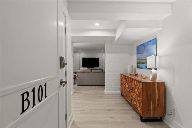 426 Spring St in Newport, RI - Building Photo - Building Photo