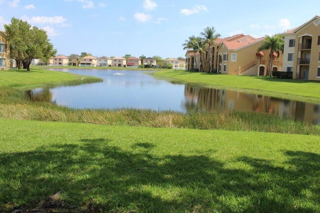 4211 San Marino Blvd in West Palm Beach, FL - Building Photo - Building Photo