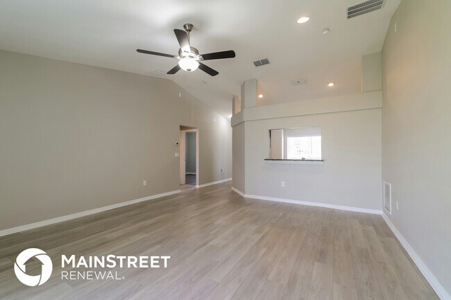 1040 Condor Dr in Haines City, FL - Building Photo - Building Photo